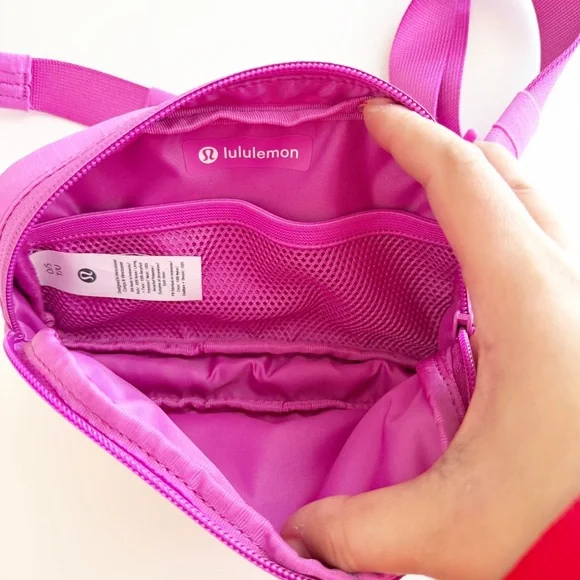 lululemon Everywhere Belt Bag Mini Ripstop Mauve/ Sakura pink - Picture 4 of 4